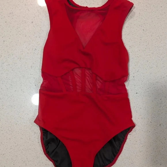 CUTE 5dancewear Five 5 YXL Extra large Gymnastics Dance Leotard CHRISTMAS RED - Picture 10 of 13